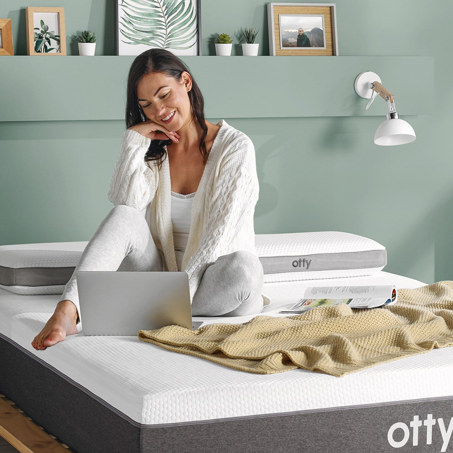 Otty hybrid deals mattress king size